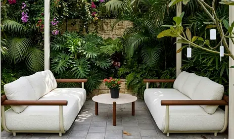 Excellent condition outdoor sofa 6 seater sofa