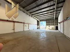 Warehouse in Industrial 17 2900 sqft with office suitable for storage and operations rent AED 170000