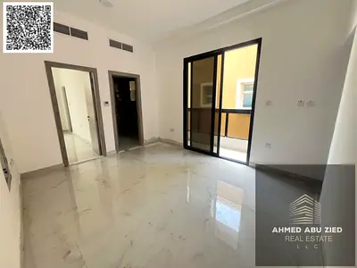 اول ساكن افخم واشيك  غرفه وصاله 2حمام بلكونه اطلاله مفتوحه تكييف مركزي تشطيبات سوبر ديولكس موقع مميز وحيوي سهل الوصول لدبي والشارقه