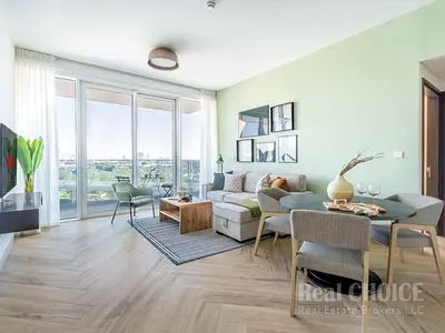 Fully Furnished 1BR | Near Metro | High Floor