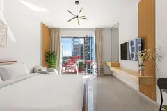 Spacious / Studio / Gym Pool / Free Parking / Near City Centre