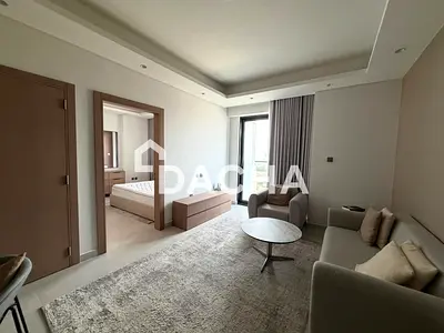 WHITE GOODS | FURNISHED | MARINA SKYLINE VIEWS