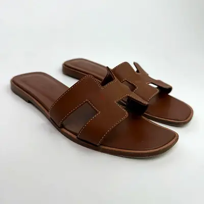 AUTHENTIC HERMÈS ORAN SANDALS (SIZE 37/UK4)