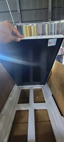 LG 32 Inch USB-C Smart Monitor 4K UHD Apps Wifi BT Screen Share Air Play