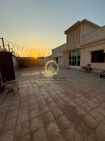 For sale: a house in the Al-Ghafia area. Area of 8035 square feet, with a prominent and lively location close to all services.