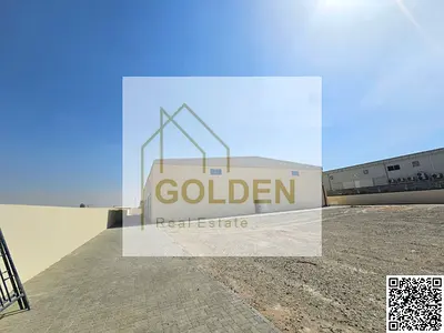 Integrated project warehouse yard with staff accommodation