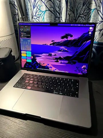 Macbook Pro 16 2023, M2 Pro, 16GB RAM, 1TB SSD, 95% Battery