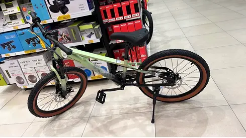 Light green 24 kids/mountain bike used 2-3 times maximum in a good condition