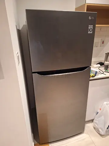 LG latest model 592 liters fridge freezer inverter technology