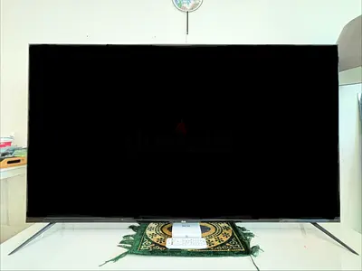 65 Inch Ikon smart TV | Excellent Condition