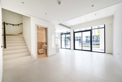 Modern Finish | Park View | Close to Amenities