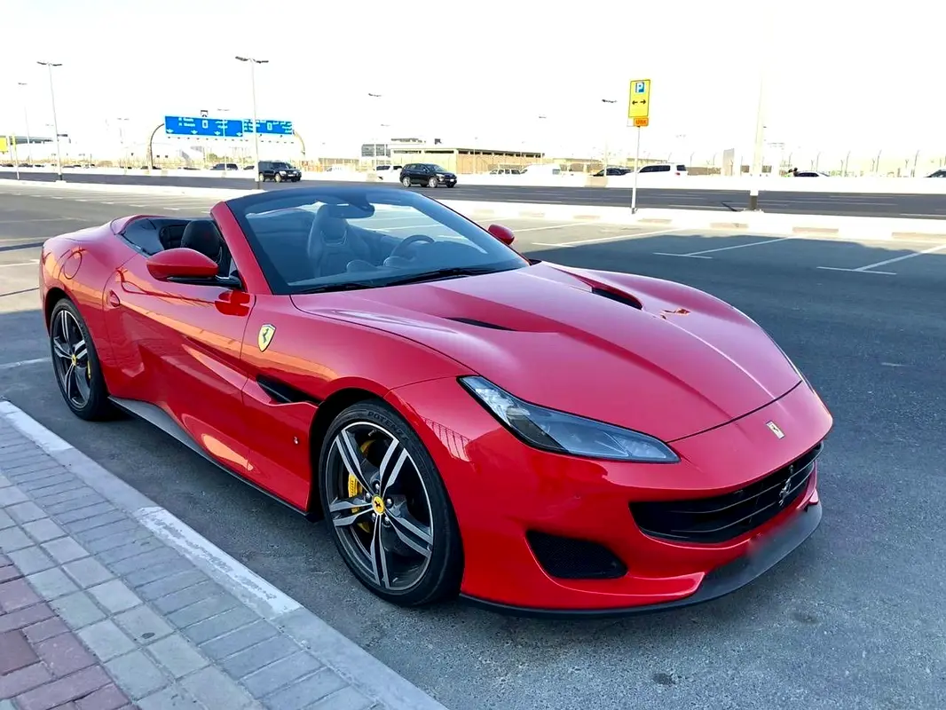 Ferrari Portofino 2018 — photo 1 of 7