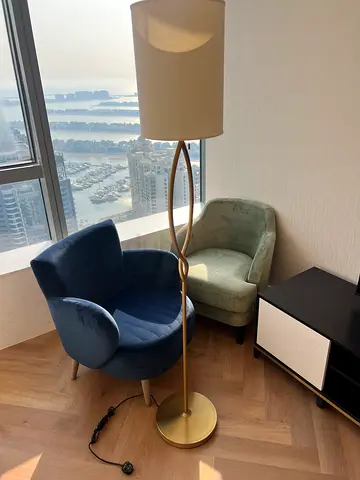 floor lamp