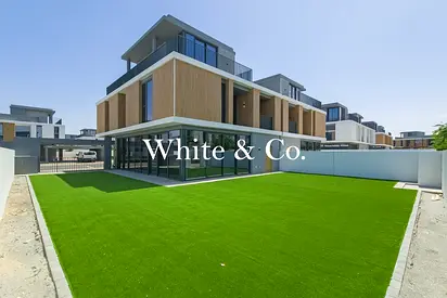 4BR + Maid Villa | Roof Terrace | Luxury