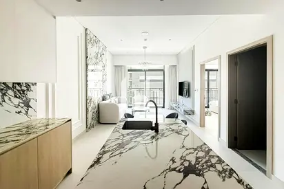 Elegant Studio | Smart Living | Up to 6 Cheques