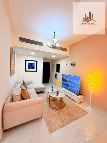 الشارقه التعاون بنايه اول ساكن ✨شقه مفروشه فرش فندقي اول ساكن 💥لصاحب الفخامه 💫غرفين 🛌وصاله ومطبخ وحمامين  شور 🛁وبلكونه اطلاله مفتوحه 🌊السعر 5500