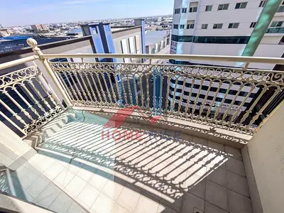 spacious 2bhk with wardrobe || Easy Access to Dubai || Fully Family building
