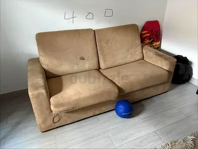 classic brown couch(pull out)