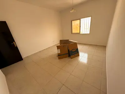 1BHK بالراشدية | شارع المرور القديم | خلف جراند مول | تكييف مركزي | 4 دفعات