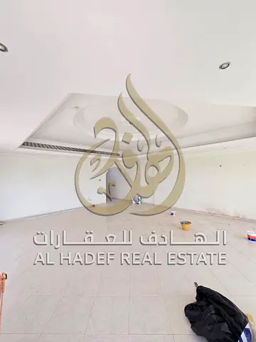 إطلالة بحرية بانورامية | فخامة السكن في الخان | رحابة ملكية متكاملة ✨ تتشرف شركة الهادف العقارية بأن تضع بين أيديكم واحدة من أرقى الوحدات السكنية في