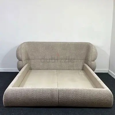 Beige Upholstered Platform Bed with Padded Headboard (Queen)