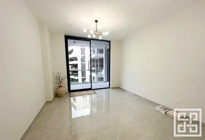 Brand New 1BRM | Free Hold | Vacant