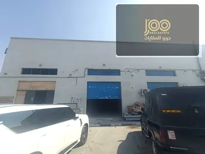 Warehouse 2,500 sq ft Al Jurf Ind 1 with mezzanine office, 25kW 3 phase, AED 110K, main road, near China Mall.