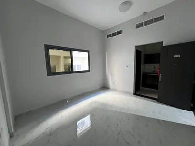 Second tenant, excellent space, separate kitchen, flexible payment options, easy access to Dubai and Sharjah