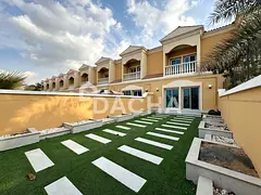 VACANT NOW! / Single Row / Near School