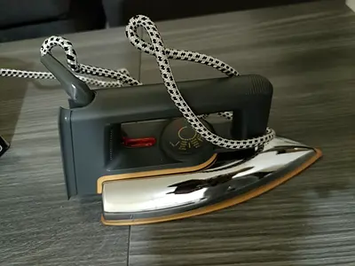 Vintage Electric Clothes Iron - Working Condition