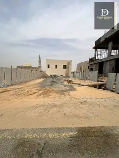 For sale in Sharjah, Al Hooshi area: Residential land plot, 3200 sq ft, on an 18-meter paved road.