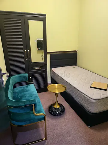 Excellent partitioned room near souq extra for single male NOW