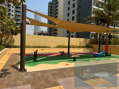 HIGH FLOOR I POOL VIEW I RENTED