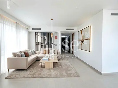 Exclusive 5BR Garden Suite | Large Corner Plot