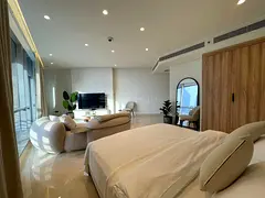 Balcony Studio |Upgraded and Furnished |DIFC View — 2