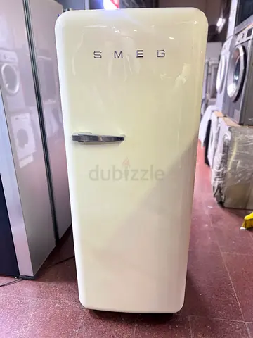 Smeg retro refrigerator like same new condition