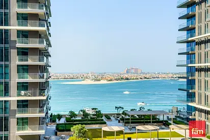 Marina Skyline View | Private Beach | High Floors