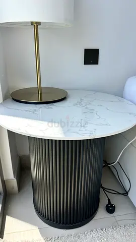 Round Marble-Top Side Table with Black Ribbed Base