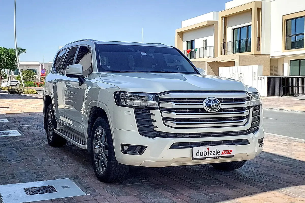 Toyota Land Cruiser 2024 — photo 1 of 13