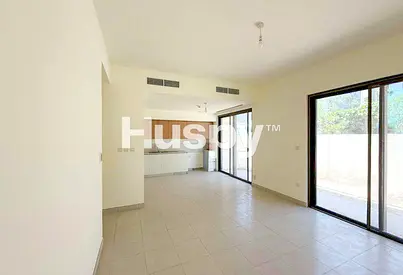 Corner Unit I Single Row I Close to Amenities