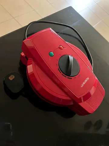 Elekta  flat waffle maker