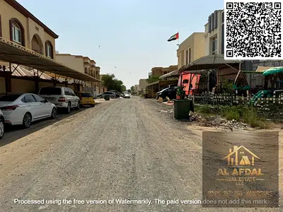 Two plots of land with distinctive features and ideal design, price includes fees