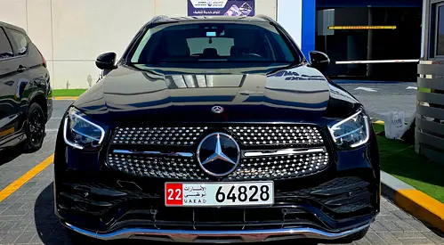 Mercedes benz GLC 300 model 2021 lady used 51,000 km