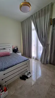 Big Partition with balacony