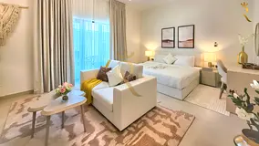 Elegant Studio Escape | Luxe Yas Golf Luxe Retreat