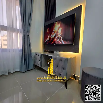 اول ساكن افخم وارقى غرفة وصاله مفروشه بالكامل فرش VIP للايجار الشهري في كورنيش عجمان