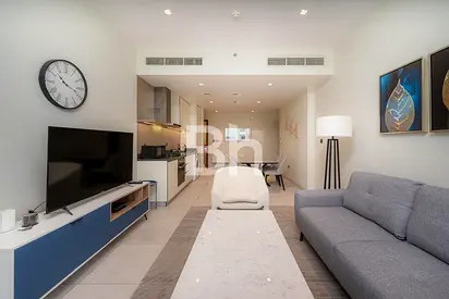 Fully Furnished | High Floor | Large Layout