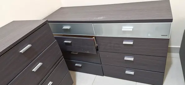 Dark Wood 6-Drawer Dresser – Good Quality