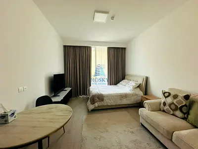 Luxury Studio | Lower Unit | Vacant & Ready