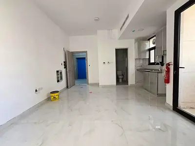 للإيجار السنوي – استوديو أول ساكن في العالية عجمان أجمل استوديو بمواصفات حديثة في منطقة مميزة وقريبة من شارع الشيخ محمد بن زايد، مناسب للسكن المريح